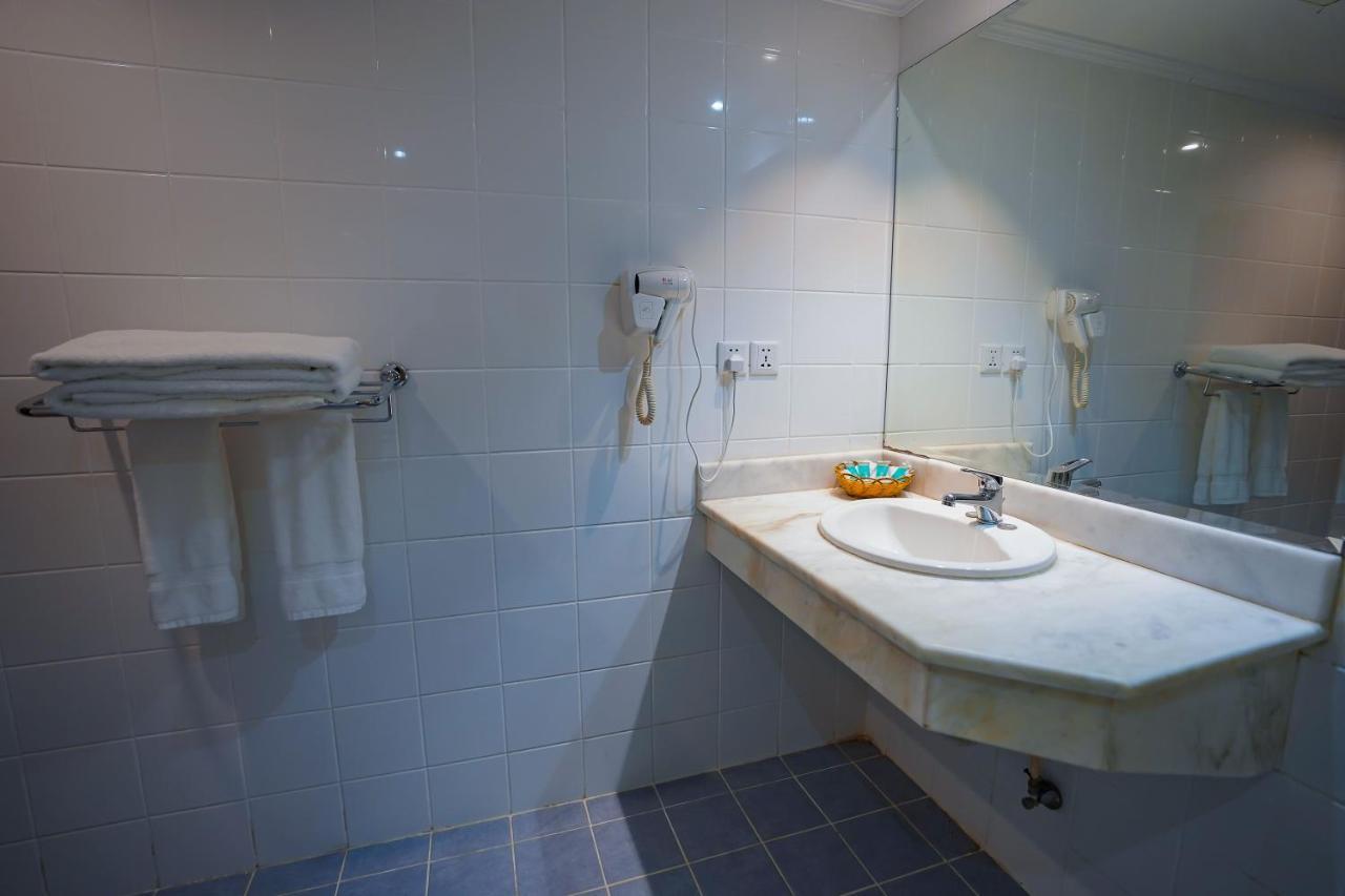 Ambassador Suites Jeddah Luaran gambar
